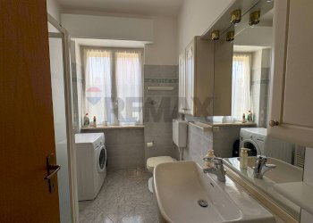 Bagno - Three-room apartment Via Giacomo Matteotti
 
51, Arcisate - photo 19