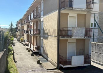 Edificio all\'aperto - Three-room apartment Via Giacomo Matteotti
 
51, Arcisate - photo 23