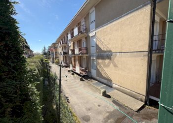 Edificio all\'aperto - Three-room apartment Via Giacomo Matteotti
 
51, Arcisate - photo 24