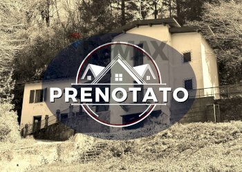 Casa all\'aperto - Casa indipendente Via Scerè
 
17, Besano - foto 1