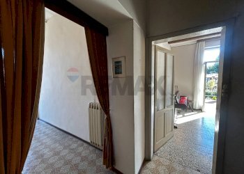 Hall / corridoio - Casa semi indipendente VIA ROMA
 
60, Cuasso al Monte - foto 13