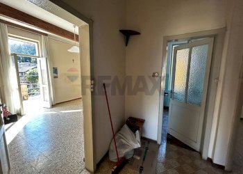 Hall / corridoio - Casa semi indipendente VIA ROMA
 
60, Cuasso al Monte - foto 14