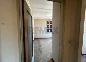 Hall / corridoio - Casa semi indipendente VIA ROMA
 
60, Cuasso al Monte - foto 49