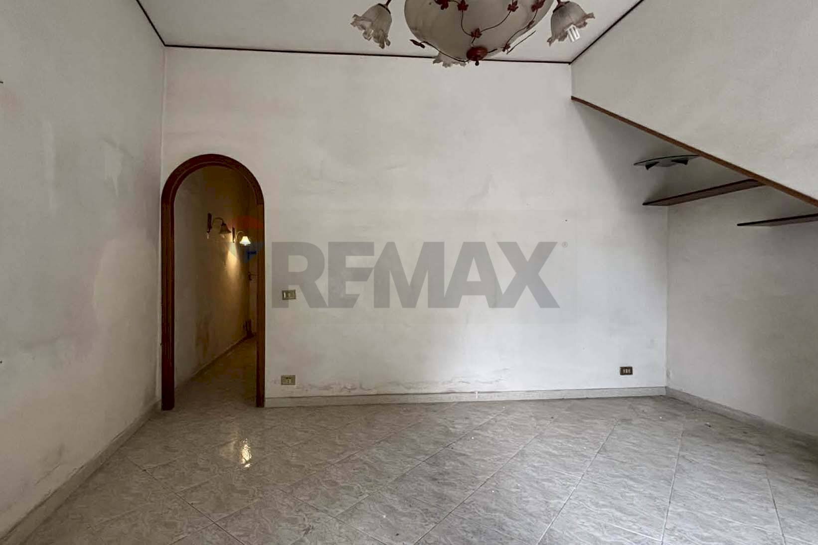 Camera d\'ingresso - Appartamento Piazza Ulisse
 
5 - 6, Palermo - foto 2