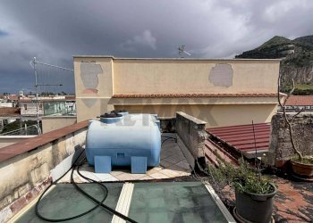 Serbatoio riserva idrica - Appartamento Piazza Ulisse
 
5 - 6, Palermo - foto 18