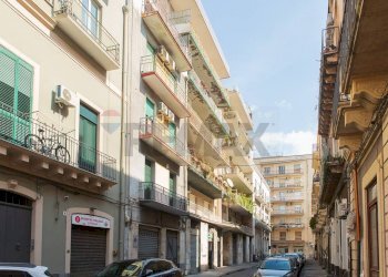 Edificio all\'aperto - Appartamento Via Asilo Sant'agata
 
39, Catania - foto 1