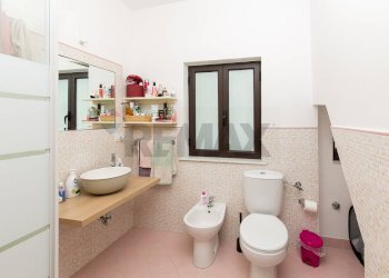 Bagno - Appartamento Via Asilo Sant'agata
 
39, Catania - foto 28