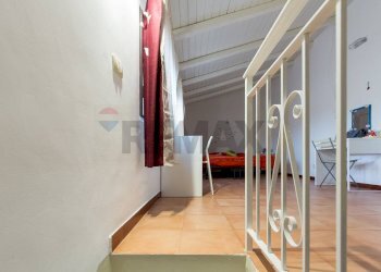 Hall / corridoio - Appartamento Via Asilo Sant'agata
 
39, Catania - foto 36