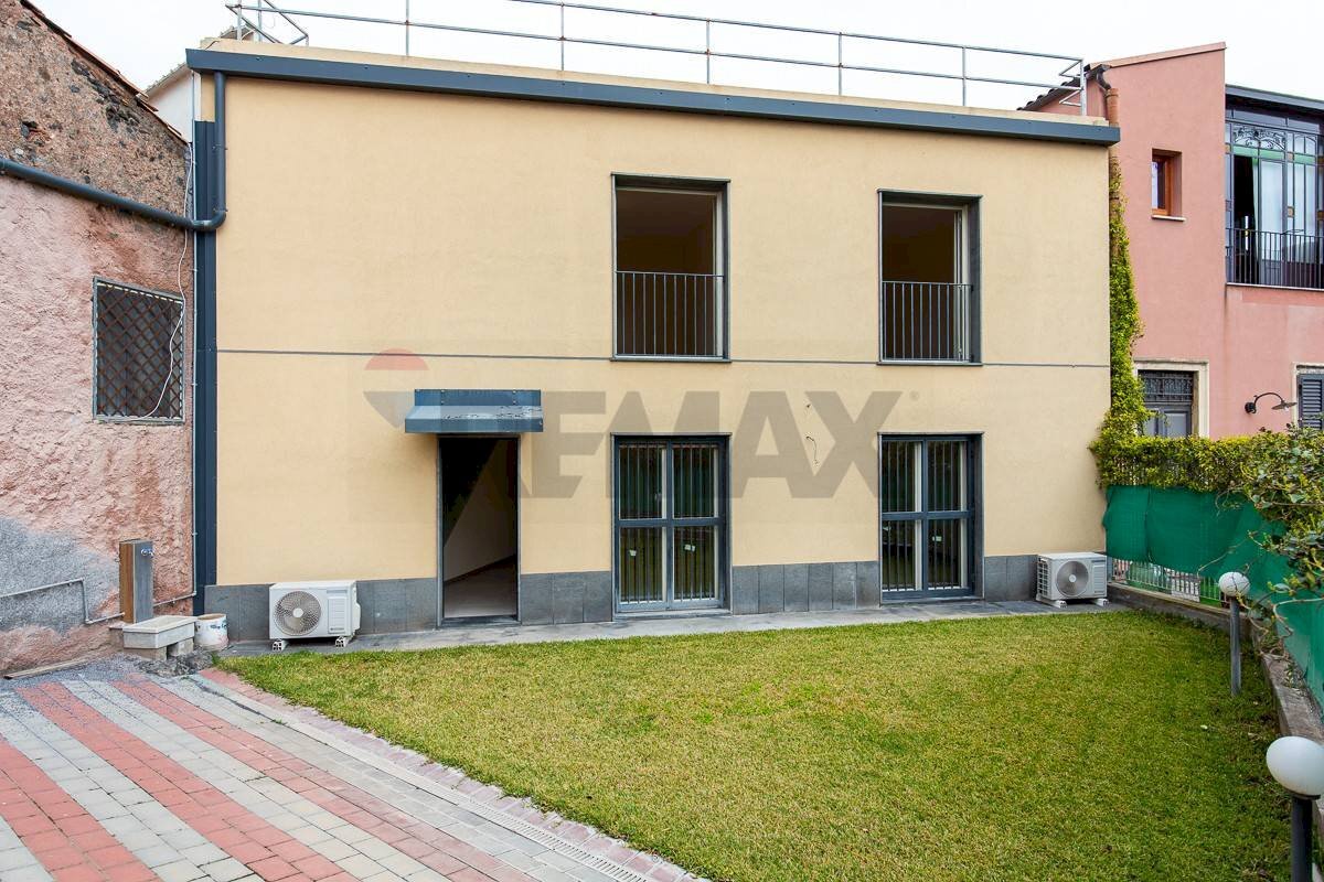 Casa all\'aperto - Casa indipendente Via Cifali
 
104/A-B, Catania - foto 1