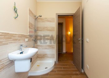 Bagno - Casa indipendente Via Cifali
 
104/A-B, Catania - foto 11