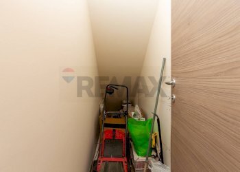 Lavanderia - Casa indipendente Via Cifali
 
104/A-B, Catania - foto 12