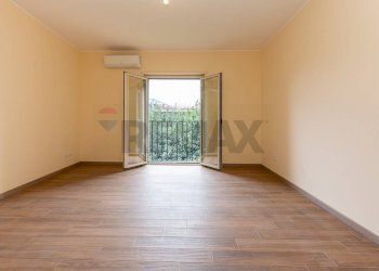 Stanza vuota - Casa indipendente Via Cifali
 
104/A-B, Catania - foto 19