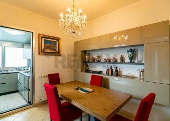 Sala da pranzo - Semi-detached Villa Via Antonio Gramsci
 
48, Riposto - photo 19