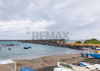 Vista dell\'acqua - Semi-detached Villa Via Antonio Gramsci
 
48, Riposto - photo 48
