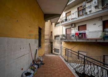 Balcone - Locale Commerciale Viale dell'Autonomia
 
19/21, Gravina di Catania - foto 25