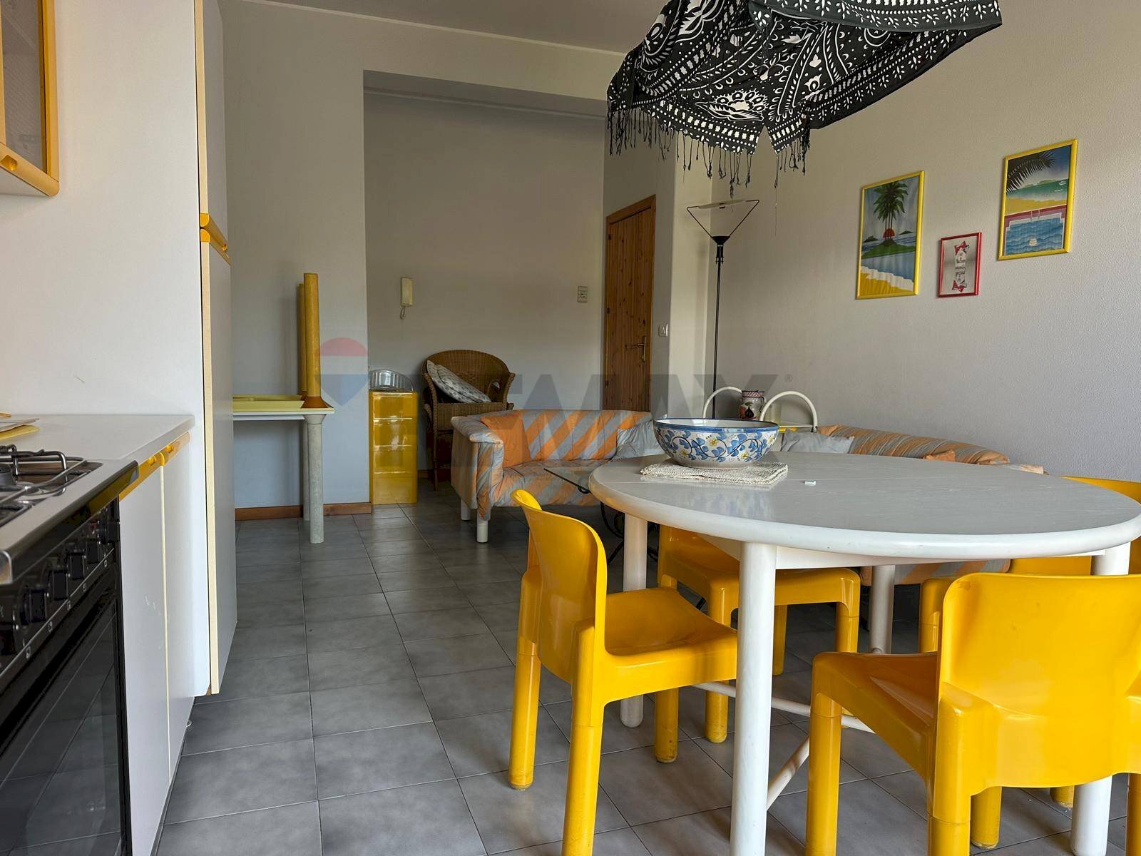 Sala da pranzo - Trilocale Via Salvatore Carnevale
 
15, Riposto - foto 2