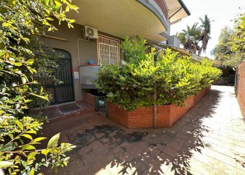 Terrazza - Trilocale Via Salvatore Carnevale
 
15, Riposto - foto 14