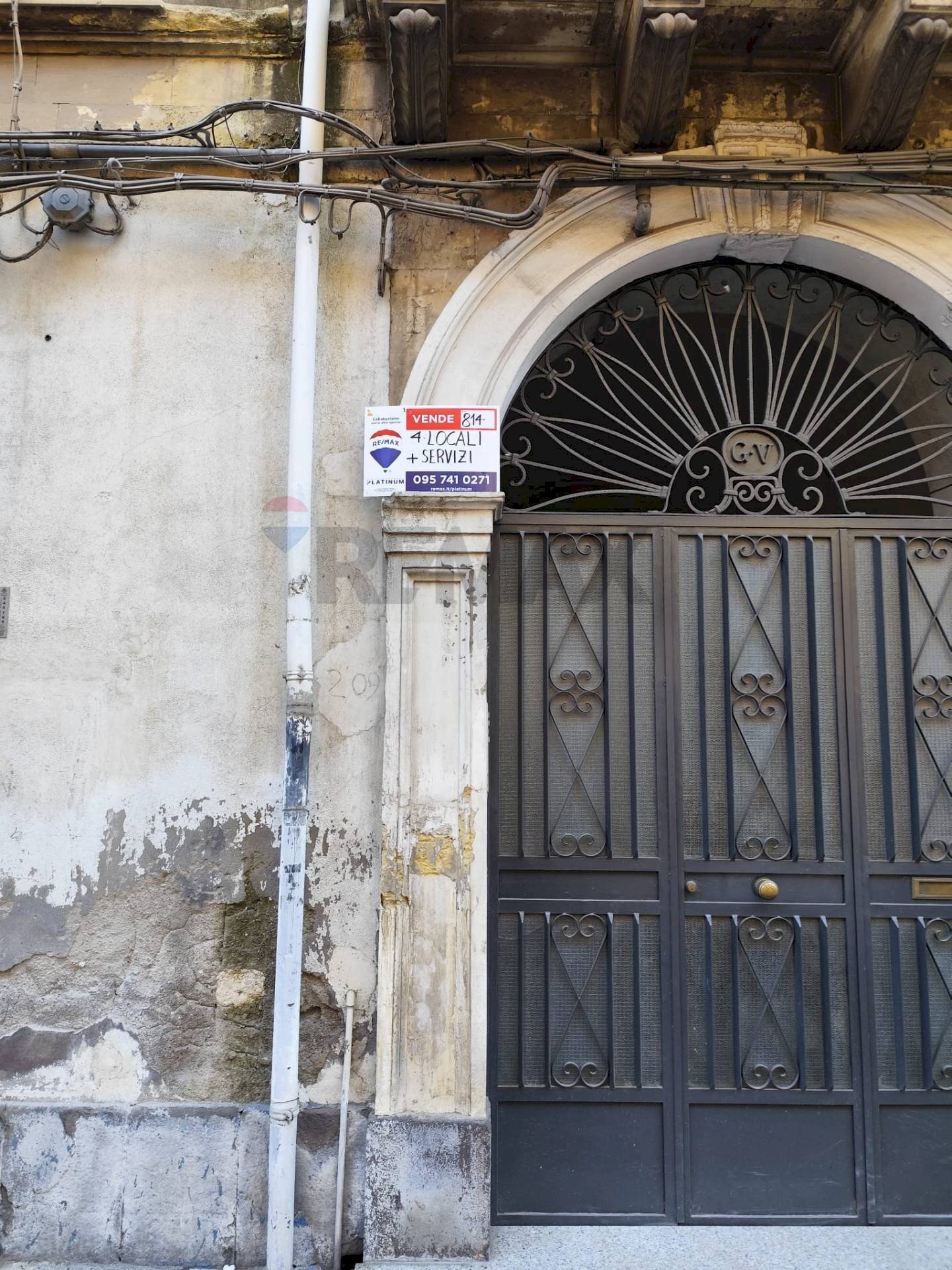 Edificio all\'aperto - Quadrilocale via Giovan Battista Nicolosi
 
209, Paterno - foto 2