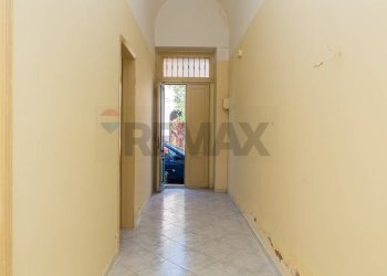 Hall / corridoio - Casa indipendente Via Sciarelli
 
22/24, Aci Castello - foto 4