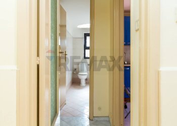 Hall / corridoio - Casa indipendente Via Sciarelli
 
22/24, Aci Castello - foto 10