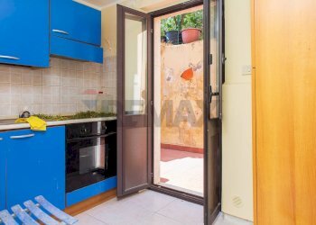 Cucina - Casa indipendente Via Sciarelli
 
22/24, Aci Castello - foto 11