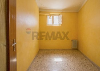 Stanza vuota - Casa semi indipendente via Tagliamento
 
7, Adrano - foto 10