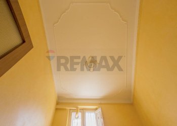 Dettagli - Casa semi indipendente via Tagliamento
 
7, Adrano - foto 11