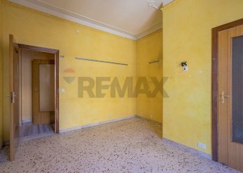 Stanza vuota - Casa semi indipendente via Tagliamento
 
7, Adrano - foto 15