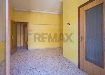 Stanza vuota - Casa semi indipendente via Tagliamento
 
7, Adrano - foto 21