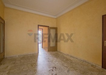 Stanza vuota - Casa semi indipendente via Tagliamento
 
7, Adrano - foto 23