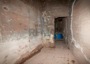 Non correlato - Magazzino Via Curia
 
85, Catania - foto 16