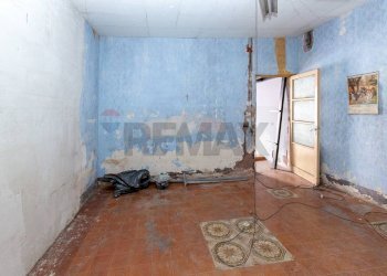 Stanza vuota - Magazzino Via Curia
 
85, Catania - foto 26