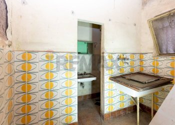 Cucina - Magazzino Via Curia
 
85, Catania - foto 28