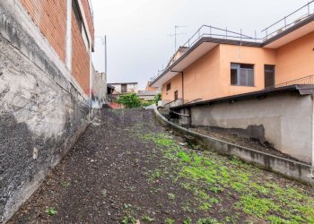 Casa all\'aperto - Box Via III Retta di Ponente
 
77, Belpasso - foto 22