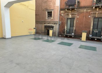 Edificio all\'aperto - Stabile - Palazzo Via Casa Del Mutilato
8, Catania - foto 5