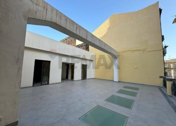 Terrazza - Stabile - Palazzo Via Casa Del Mutilato
8, Catania - foto 9