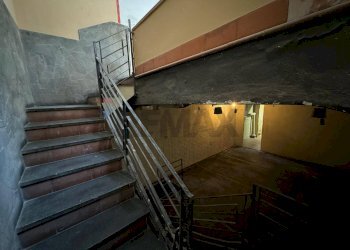 Scale - Stabile - Palazzo Via Casa Del Mutilato
8, Catania - foto 14