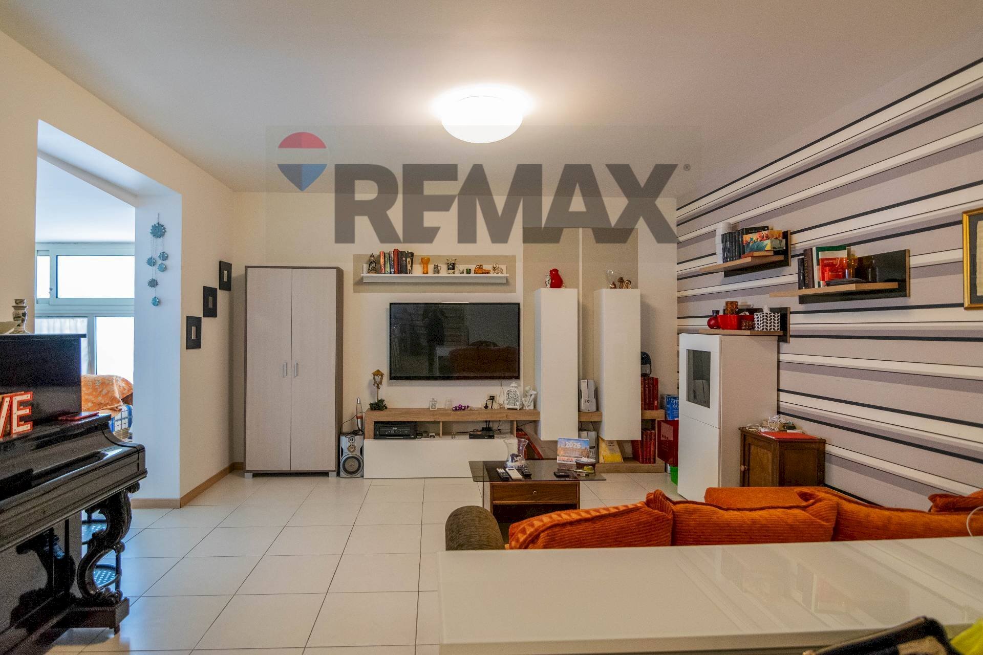 Sala da pranzo - Three-room apartment via Dottor Chiarenza
 
13, Aci Catena - photo 3