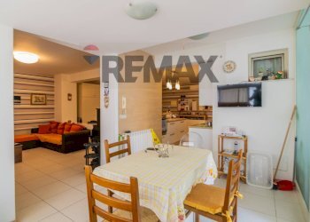 Sala da pranzo - Three-room apartment via Dottor Chiarenza
 
13, Aci Catena - photo 9