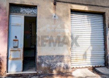 Edificio all\'aperto - Casa indipendente Via Mammani
 
11, Mascalucia - foto 24