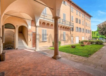 Edificio all\'aperto - Villa Piacenza - foto 5