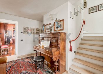 Scale - Villa Piacenza - foto 23