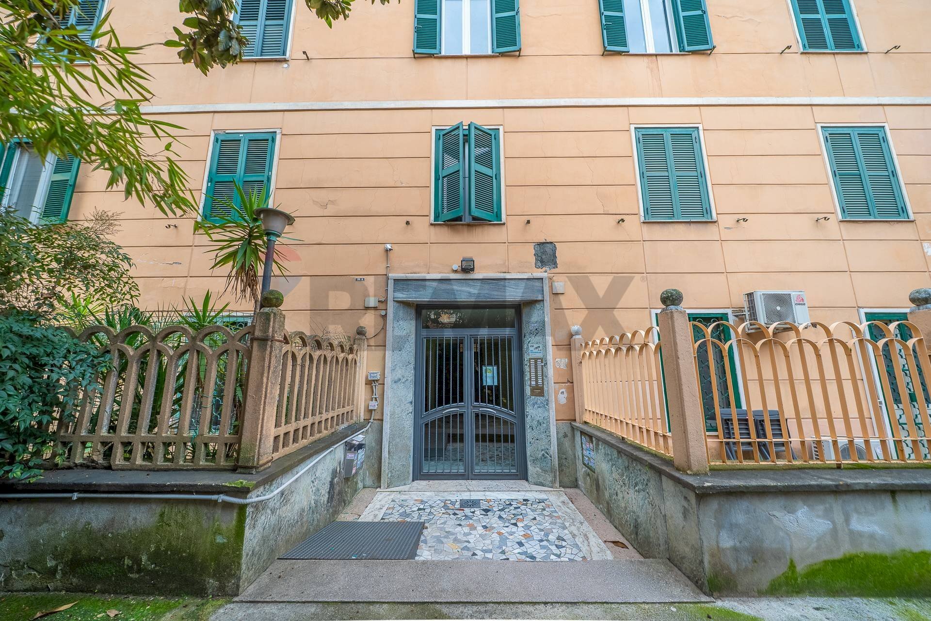 Edificio all\'aperto - Ufficio Via Alba
 
4, Roma - foto 2