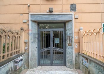 Edificio all\'aperto - Office Via Alba
4, Roma - photo 3