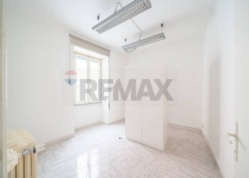 Stanza vuota - Office Via Alba
4, Roma - photo 12