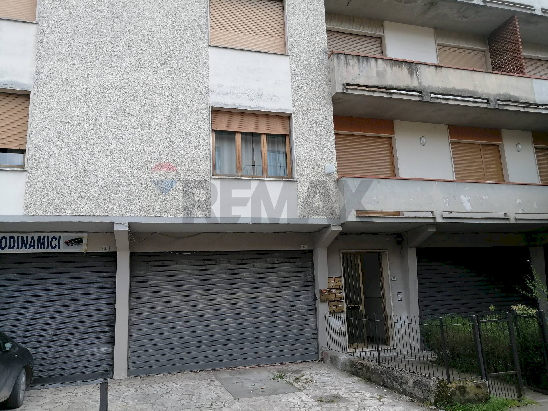 Edificio all\'aperto - Laboratory Via Po
 
33, Montevarchi - photo 1