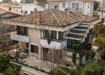 Casa all\'aperto - Casa semi indipendente via dei pini
 
14, Montemarciano - foto 4