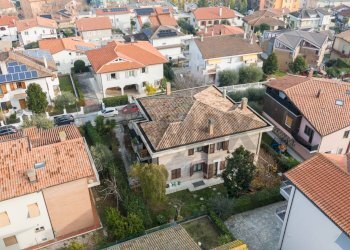 Casa all\'aperto - Casa semi indipendente via dei pini
 
14, Montemarciano - foto 15