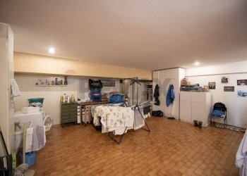 Camera / camera da letto - Casa semi indipendente via dei pini
 
14, Montemarciano - foto 17