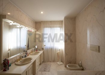 Bagno - Casa semi indipendente via dei pini
 
14, Montemarciano - foto 49